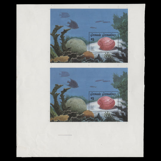 Grenadines of Grenada 1986 (Variety) $5 Brown-Lined Paper Bubble uncut miniature sheet pair