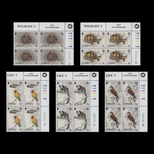 Jersey 1988 (MNH) Wildlife Preservation Trust traffic light/plate blocks