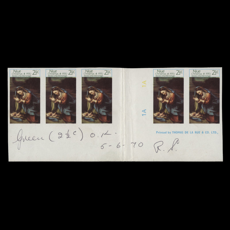 Niue 1970 (Variety) 2½c Christmas imperforate gutter proof strip