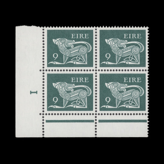 Ireland 1976 (MNH) 9p Dog cylinder 1 block, FCP, PVAD gum