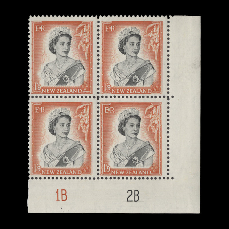 New Zealand 1959 (MLH) 1s 9d Queen Elizabeth II plate 1B–2B block