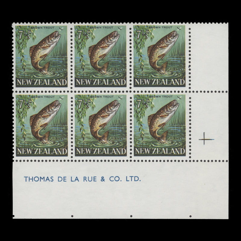 New Zealand 1967 (MNH) 7½c Brown Trout imprint block with sideways watermark