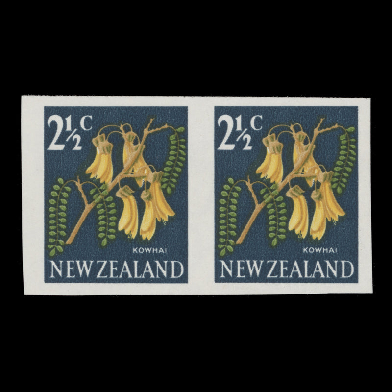 New Zealand 1967 (Error) 2½c Kowhai imperf pair. SG848b