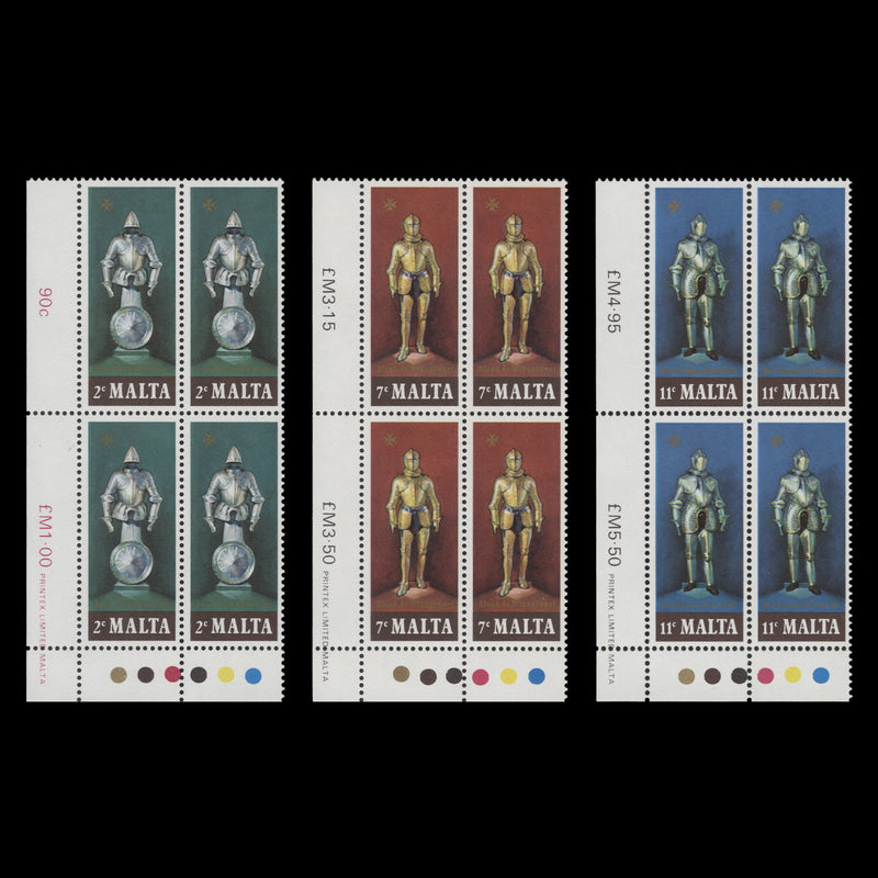 Malta 1977 (MNH) Suits of Armour traffic light blocks