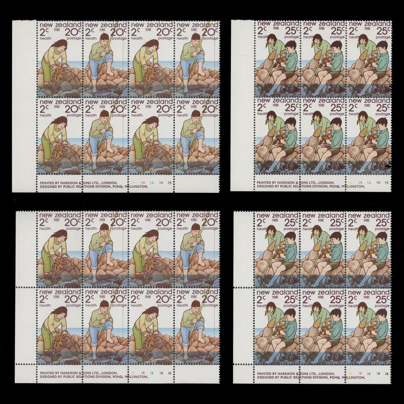 New Zealand 1981 (MNH) Children Playing at the Seaside plate blocks