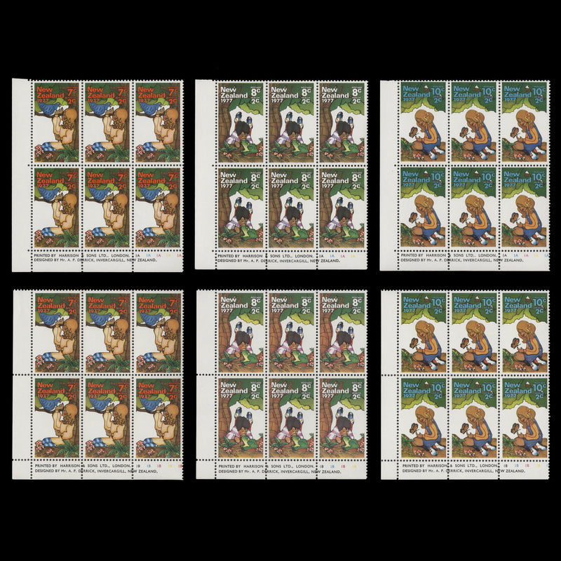 New Zealand 1977 (MNH) Children in the Woods plate blocks