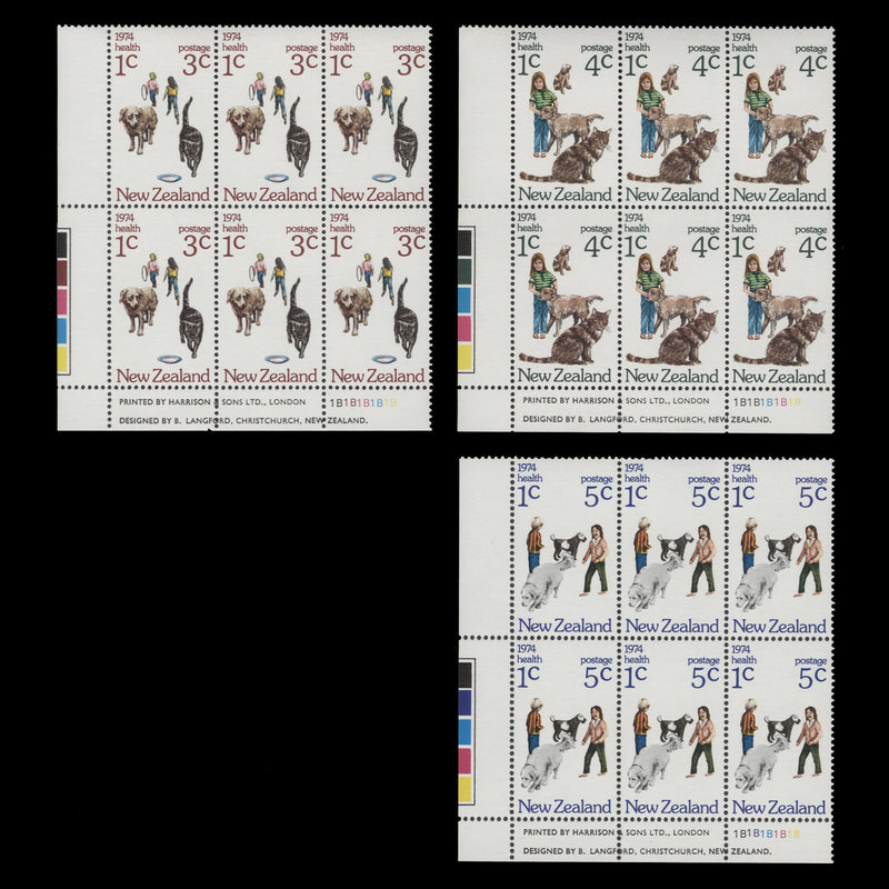 New Zealand 1974 (MNH) Children & Pets imprint/plate blocks